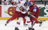 Россияне проиграли в хоккей