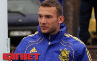 Шевченко не принял участие в тренировке сборной, врачи пытаются его поставить на ноги