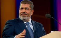 Мурси и судьи отложили абсолютные полномочия президента на потом
