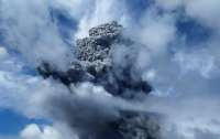 Извержение вулкана в Индонезии: число жертв стремительно увеличивается