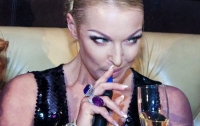 Анастасия Волочкова призналась в алкоголизме
