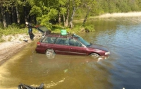 Subaru пролежал на дне озера три месяца и завелся с первой попытки (ФОТО)