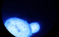 Астрономы обнаружили крупную и массивную двойную звезду (ФОТО)
