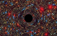 Астрономы обнаружили самую древнюю черную дыру