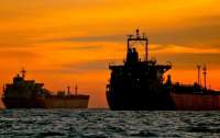 ЄС неспроможний заборонити морські перевезення російської нафти – Euronews