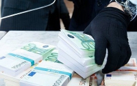 В Киеве охранник обмена валют обокрал кассу и скрылся 