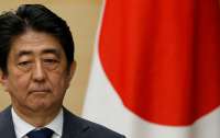 Премьер-министр Японии сообщил о своем решении уйти в отставку