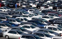 В Сумах чиновник продал 100 авто, предназначенных малообеспеченным