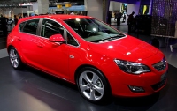 Новый Opel Astra получил европейскую награду «Золотой Руль 2009»