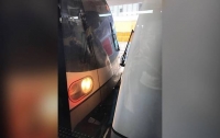 Более 25 человек пострадали при столкновении поездов в метро Сингапура