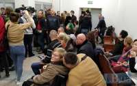 Суд ограничил количество посетителей на апелляцию Антоненко