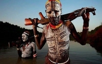 Яркая жизнь африканских племен (ФОТО)