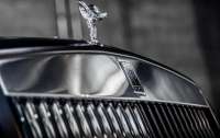 Элитный Rolls-Royce угнали у 18-летнего владельца