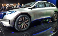 Mercedes-Benz выпустит семейство компактных электромобилей