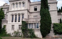 В Крыму за бесценок скупают старые поместья