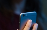  iPhone смогут переводить средства между смартфонами