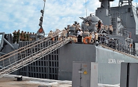 Корабль Черноморского флота РФ отправился на поминки в Италию