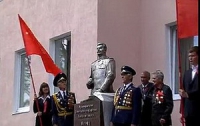 В Запорожье националисты пообещали атаковать новый памятник Сталину
