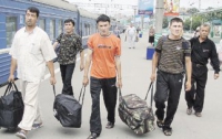 В Москве 80% мигрантов работают нелегально 