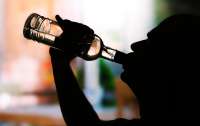 В ВОЗ предупредили, что алкоголь не спасет от заражения коронавирусом