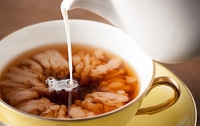 Чай с молоком вызывает серьезные заболевания
