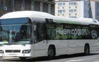 В Киеве маршрутки заменили гибридными автобусами Volvo
