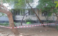 В Одессе женщина выпала из окна многоэтажки