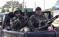 Новоазовск в осаде. Украинская армия готовится защищать Мариуполь (ВИДЕО)