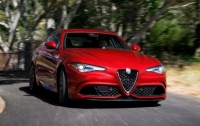Итальянцы покажут новую версию Alfa Romeo Giulia