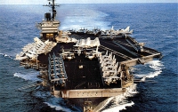 США отправляет свои авианосцы в Аравийское море