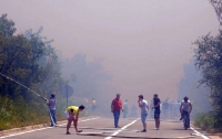 Сотни туристов эвакуируют из горящей Хорватии