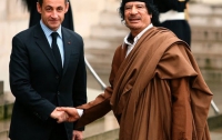 Каддафи считает, что у Николя Саркози не все в порядке с головой