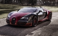 Bugatti показала финальный гиперкар Veyron (ВИДЕО)