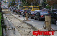 «Укравтодору» осталось отремонтировать «всего» 290 квадратных километров дорог