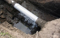На Луганщине налоговики откопали еще один нелегальный нефтепровод 