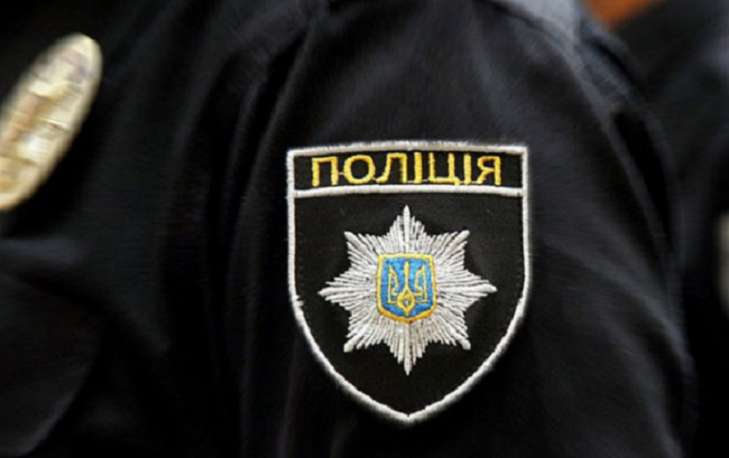 Прокуратура повідомила про підозру чоловіку у переробці та продажі вогнепальної зброї