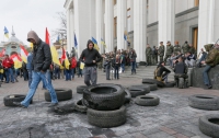 Власти в Киеве не могут или не хотят контролировать экстремистов, - мнение