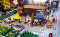 В Манчестере установили елку из Lego (ФОТО)