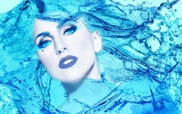 Lady Gaga собирается напоить всех