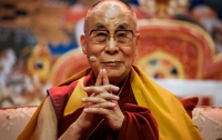Погибнет все живое: Далай-лама рассказал о Третьей мировой войне