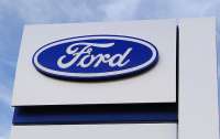 Ford выпустил ароматизатор с запахом бензина для владельцев электрокаров