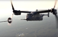 Пилот американских ВВС спас самолет, рухнувший с палубы авианосца (видео)
