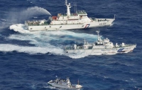 Китай и Вьетнам устроили морской бой за спорные острова