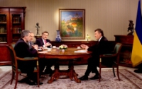 Свобода слова в Украине не ограничена, - Янукович