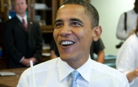 Бараку Обаме осветлили кожу!
