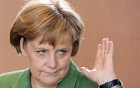 Меркель считает, что украинцы живут в атмосфере диктатуры и репрессий