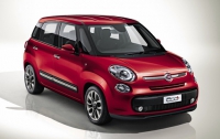  Fiat официально представил универсал 500 L