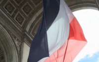 Посольство Франции призвало своих граждан в Украине готовить запасы еды, воды и горючего