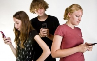 Украинцы «подсели» на смартфоны не хуже корейцев