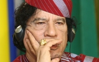 Каддафи уговорили прекратить войну